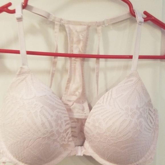 Pink bra - Picture 2 of 5